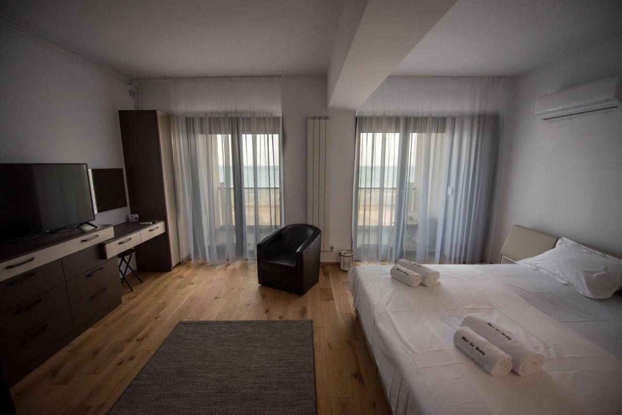 Black Sea Booking - Munchen Năvodari Exteriér fotografie